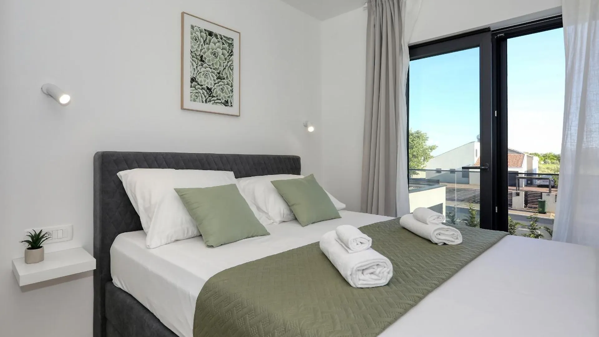 Villa Cvit Mediterana With Heated Pool Knezevic