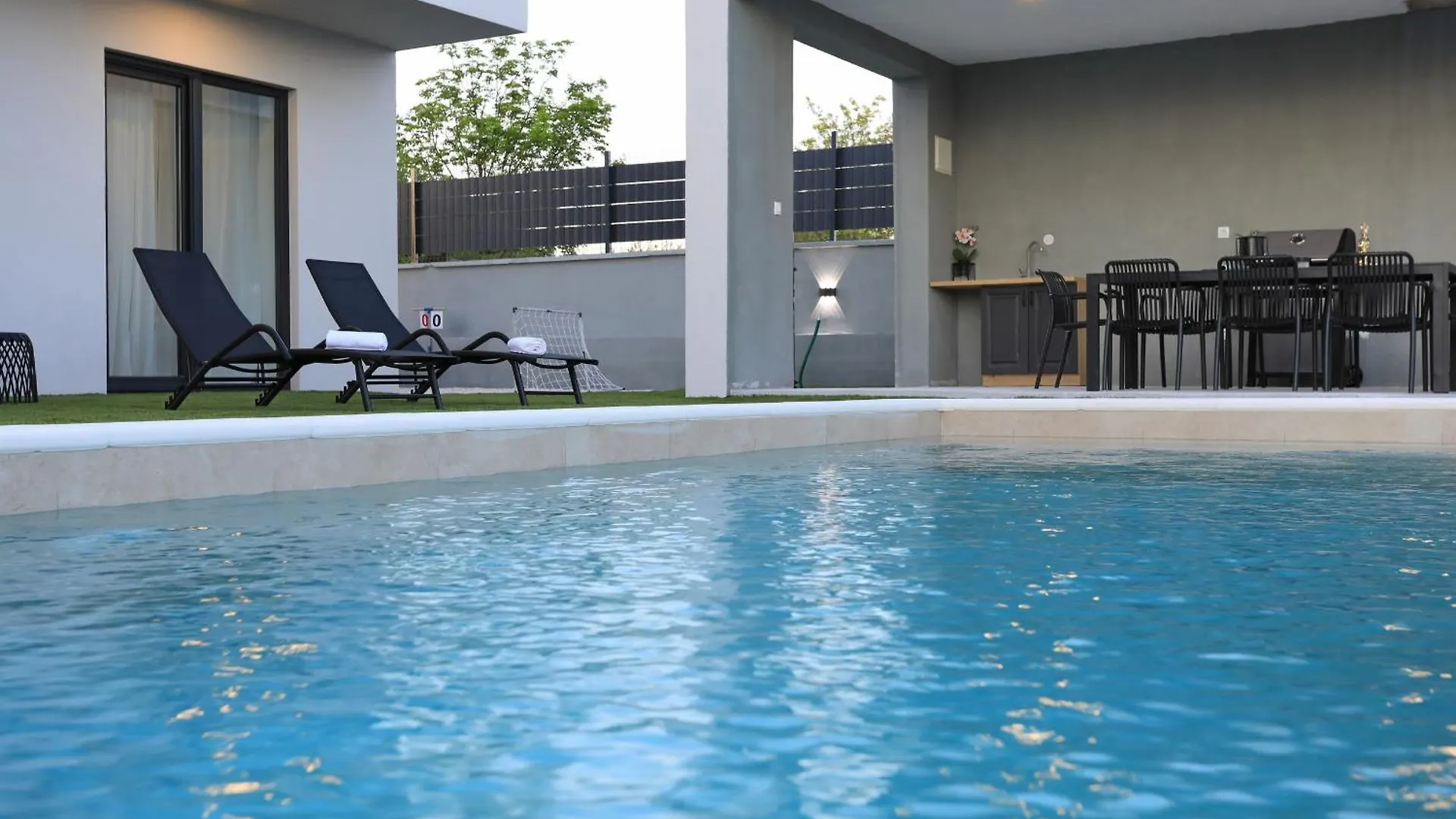Villa Cvit Mediterana With Heated Pool Knezevic
