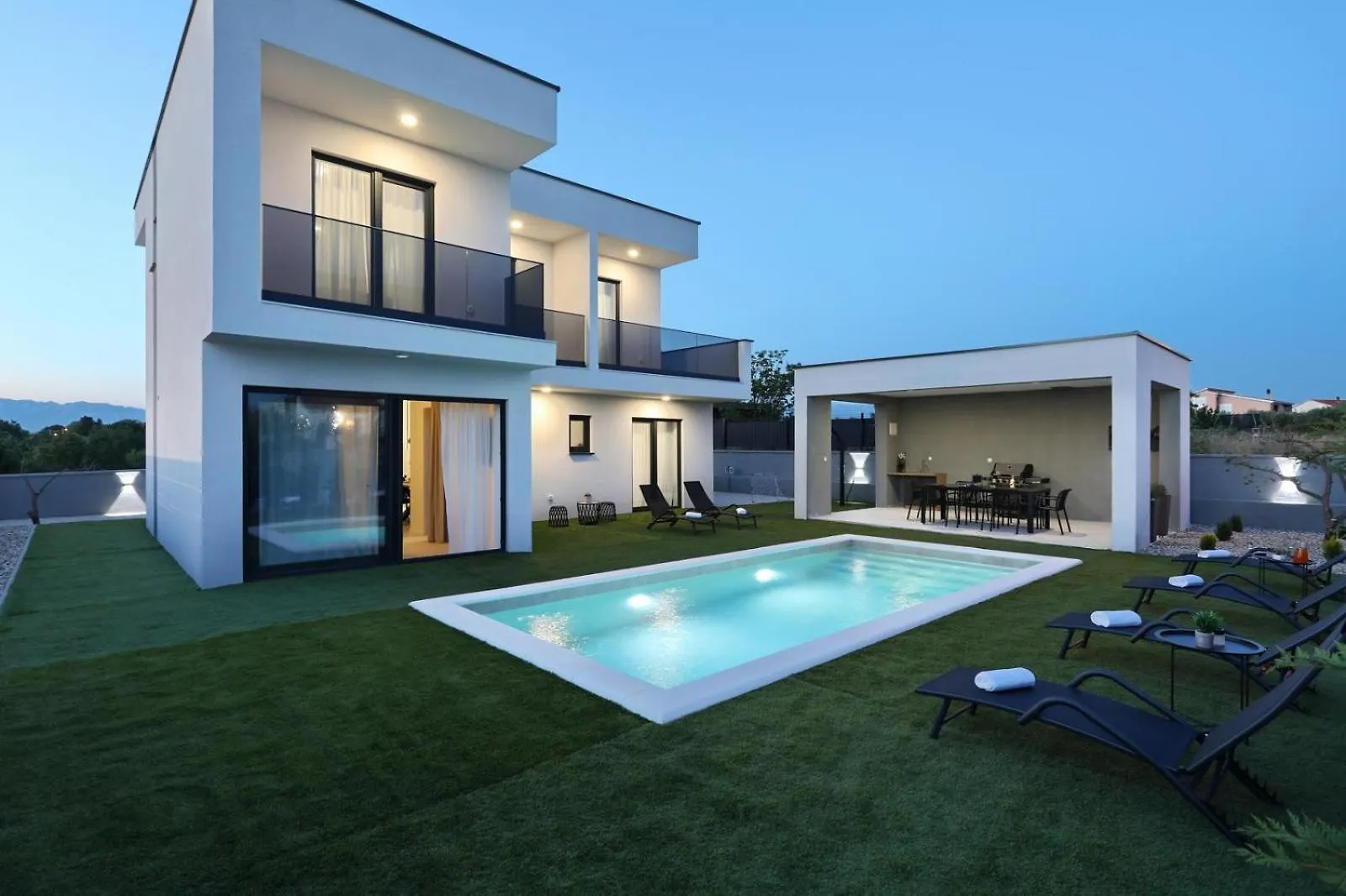 Villa Cvit Mediterana With Heated Pool Knezevic